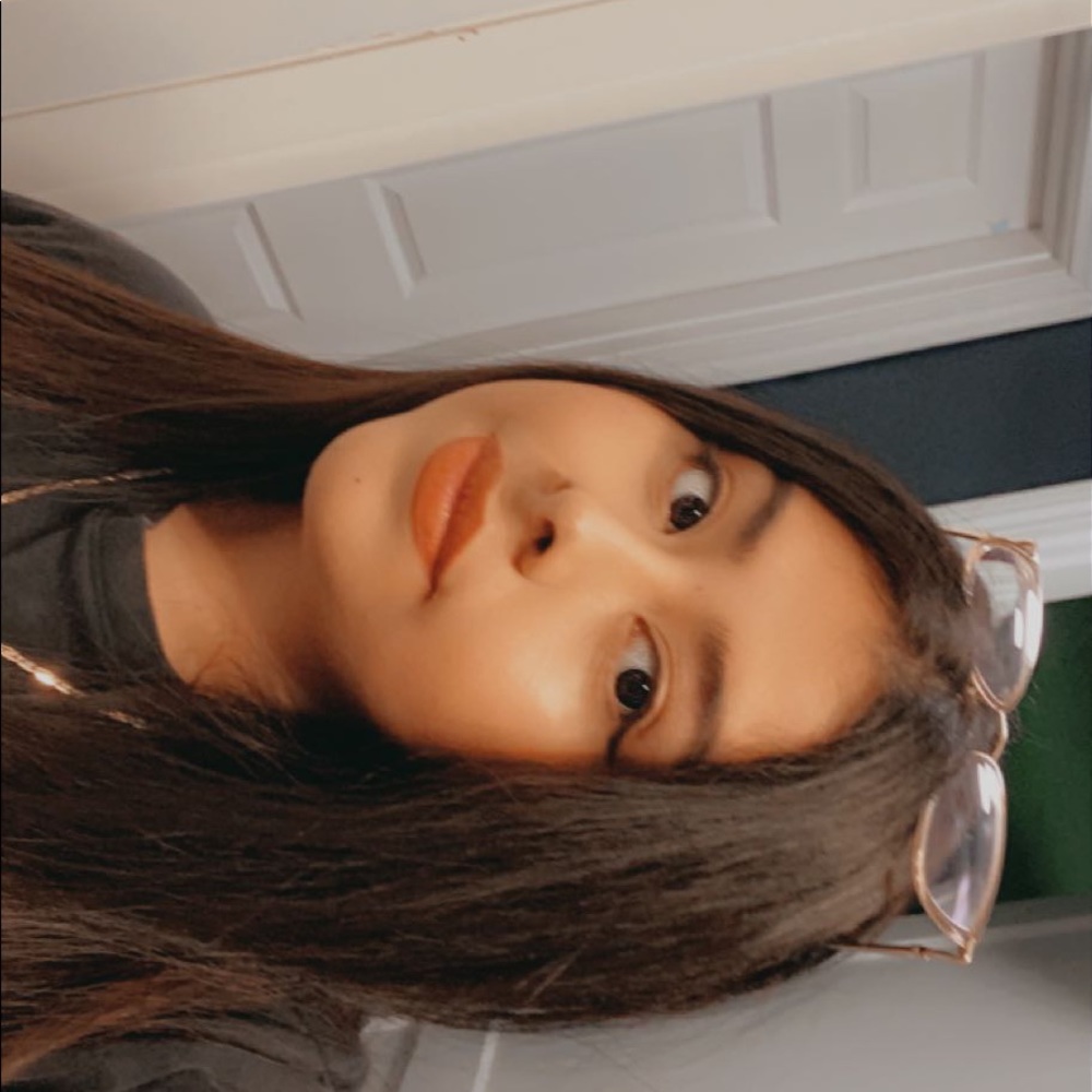 Meet your Posher, Melanie